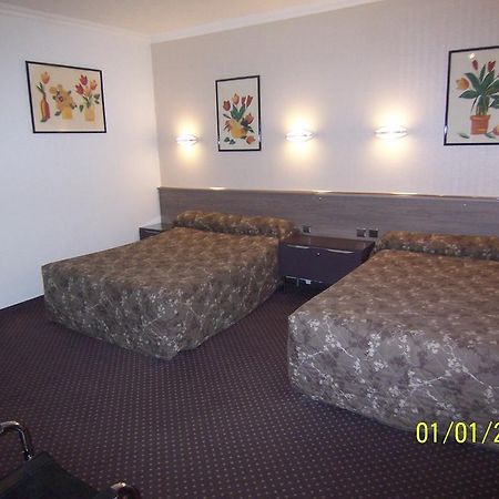 Hotel Du Stade 第戎 外观 照片