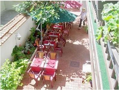 Hotel Du Stade 第戎 外观 照片